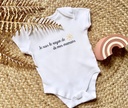 Body personnalisé "Je suis le rayon de soleil de mes mamans"