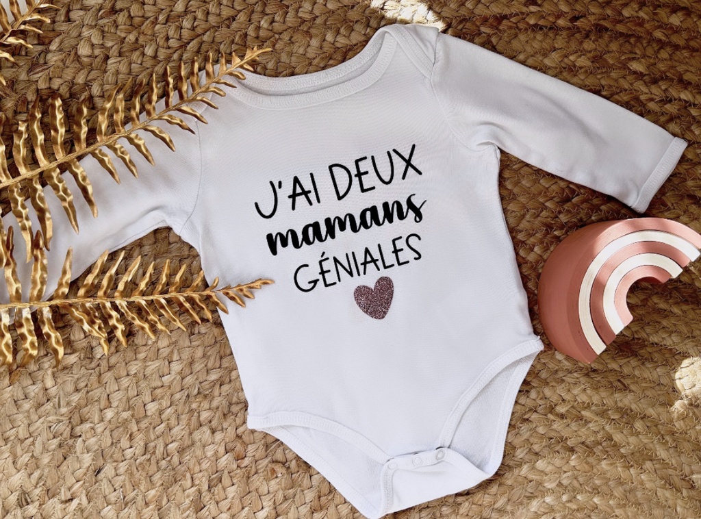 Body personnalisé "J'ai deux mamans géniales "